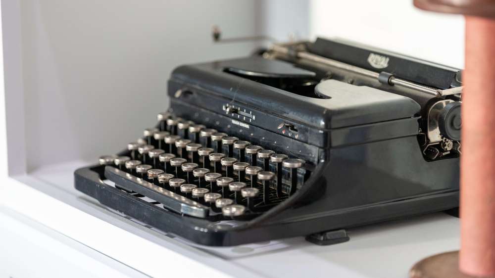 Schreibmaschine Symbolbild